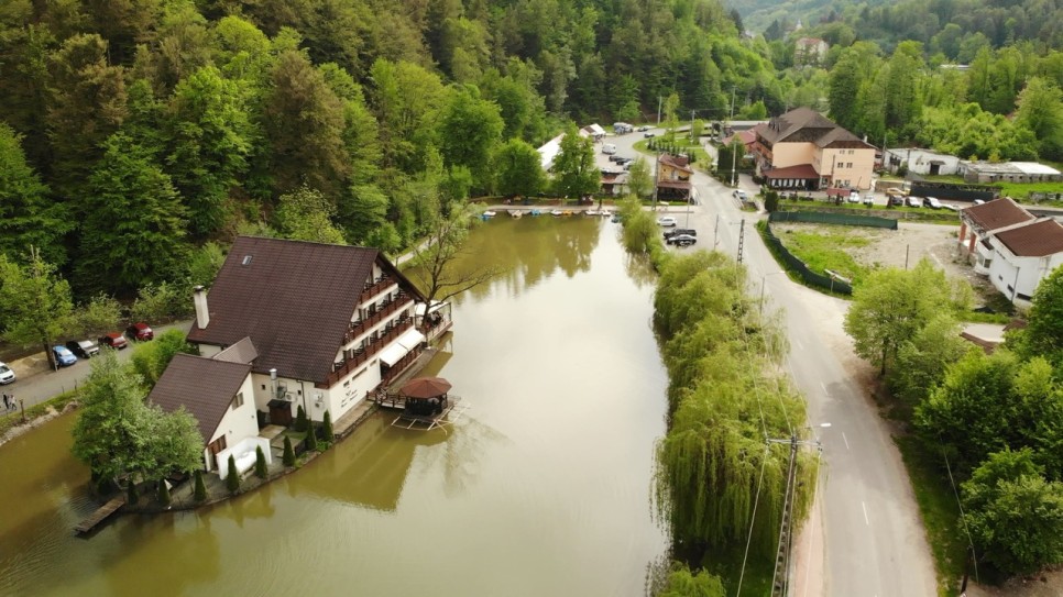 Echilibru între Natură, Tratament și Agrement