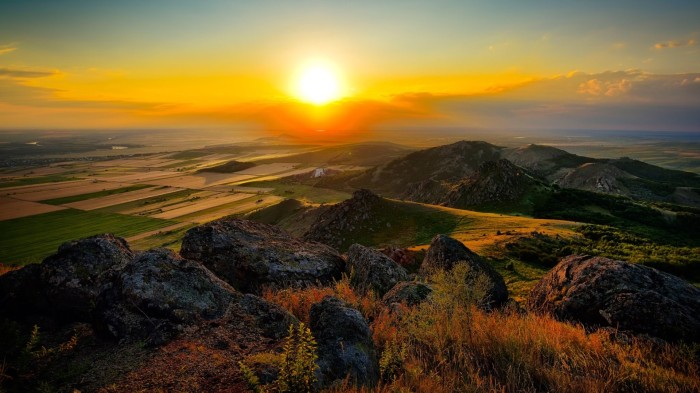 Munții Măcinului, Tulcea